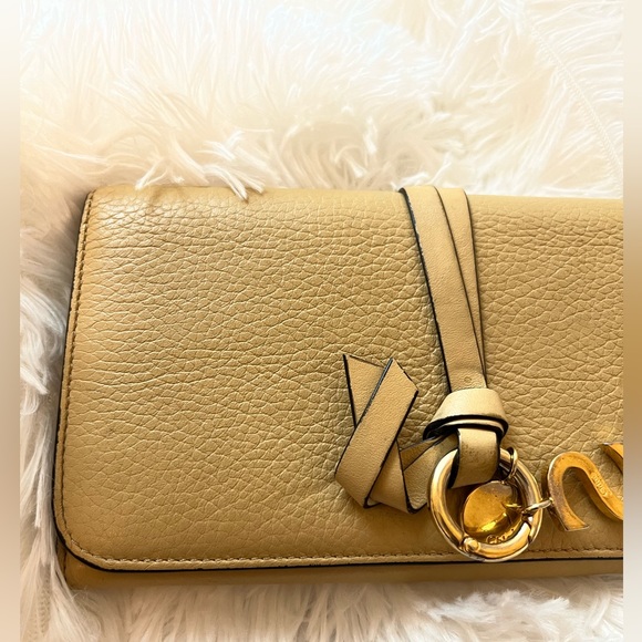 Chloe Authentic Wallet - Picture 6 of 16